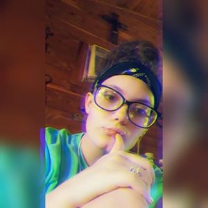 Meet your Posher, Lexie